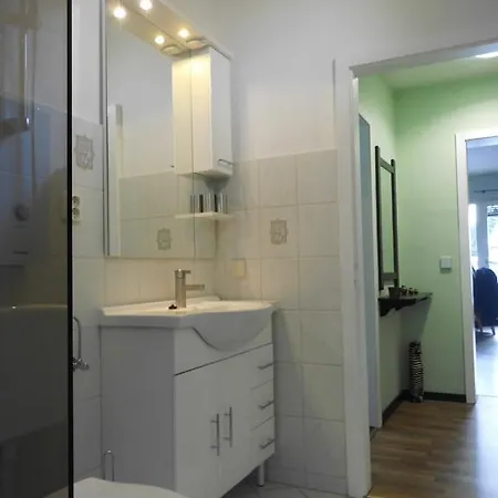아파트 Ferienwohnung Dunja 바트사흐사