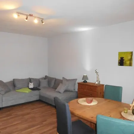 Ferienwohnung Dunja * 바트사흐사